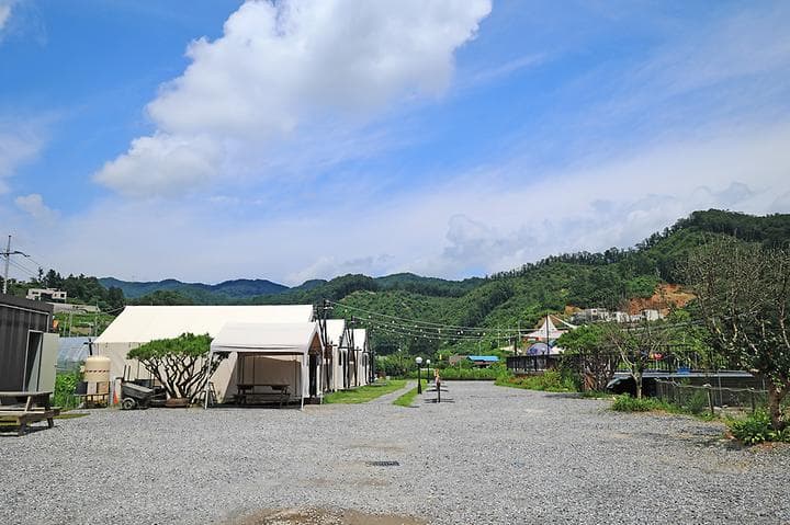 청춘 글램핑 카라반 대표 이미지