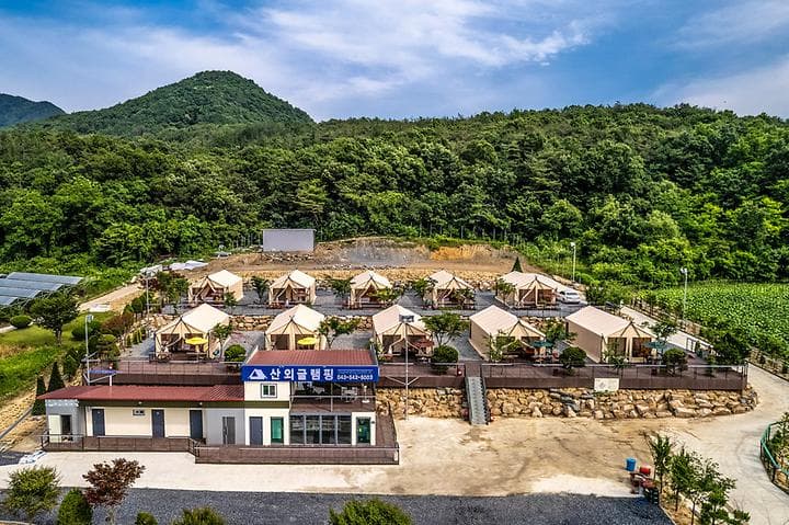 산외 글램핑 대표 이미지