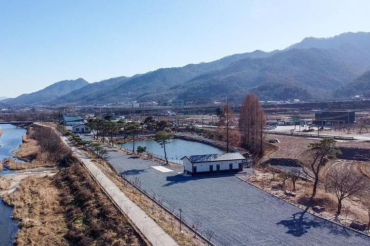 이른아침 캠핑장 대표 이미지