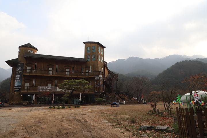 산사랑글램핑펜션 대표 이미지