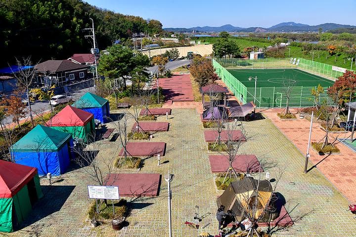 성당포구 금강체험관 야영장 대표 이미지