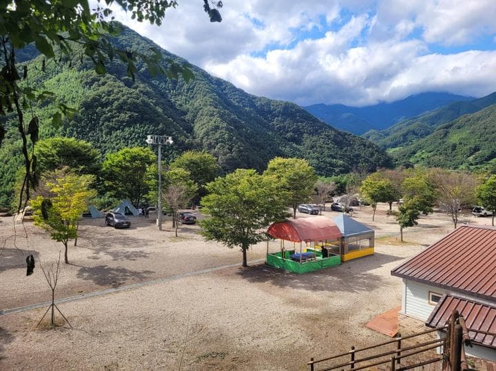 지리산 당근 오토캠핑장 대표 이미지