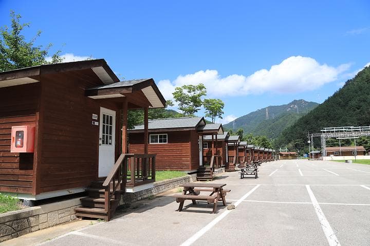 덕풍계곡마을야영장 대표 이미지